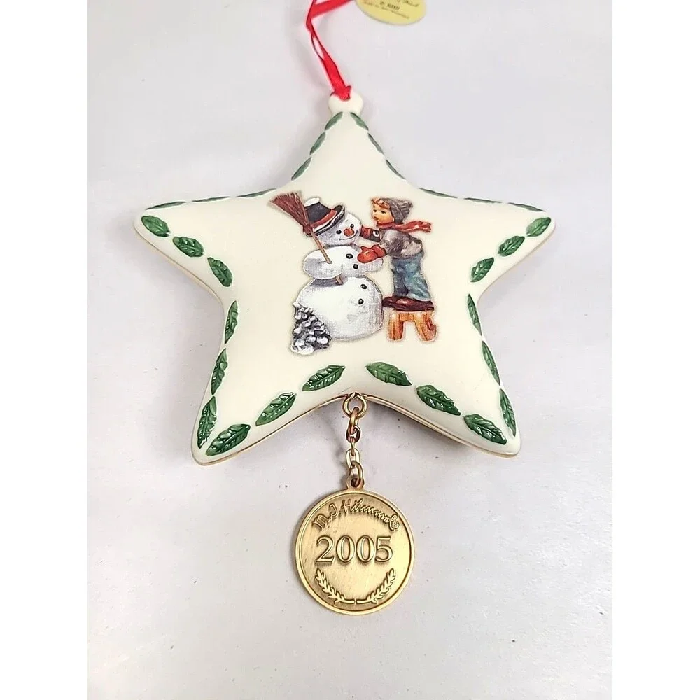 MJ Hummel 2005 First Annual “Making New Friends” Star Shaped Christmas Ornament